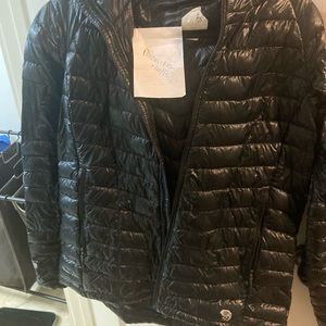 Mountain hardware Women's Ghost Whisperer UL Jacket Hoody 2020 ; 7.2 oz